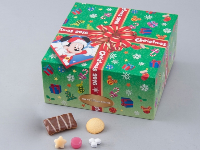 菓子詰め合わせツリーBOX ¥1,400｜東京ディズニーリゾートのクリスマス（2016年）TDL/TDS共通スペシャルグッズ