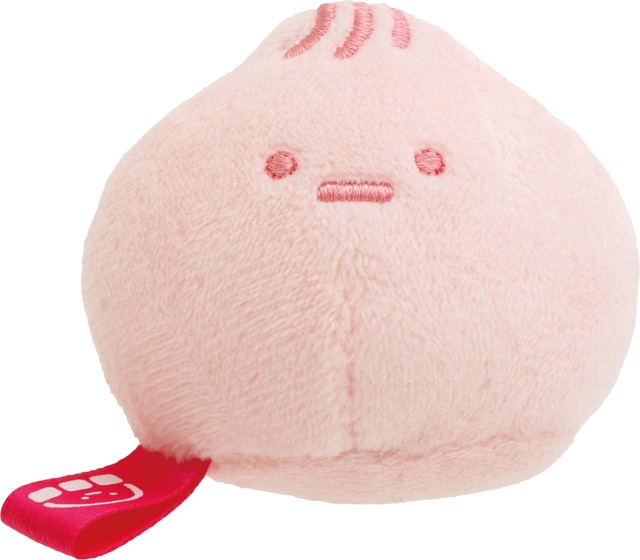 【すみっコぐらし】「てのりぬいぐるみ　しろくま（ももまん）」￥1,100　後ろ姿もキュート！