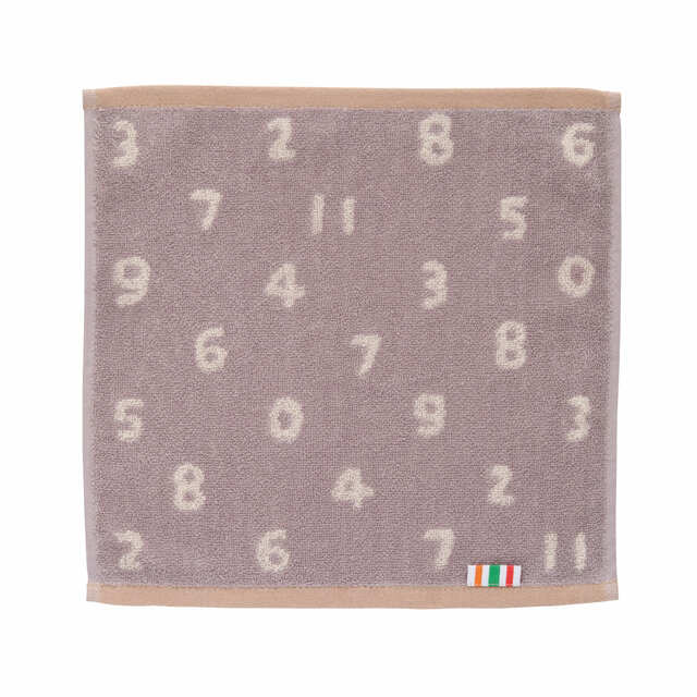 【セブン-イレブン 福袋 2026】タオルは全3カラーのうち1種がランダムで入っています