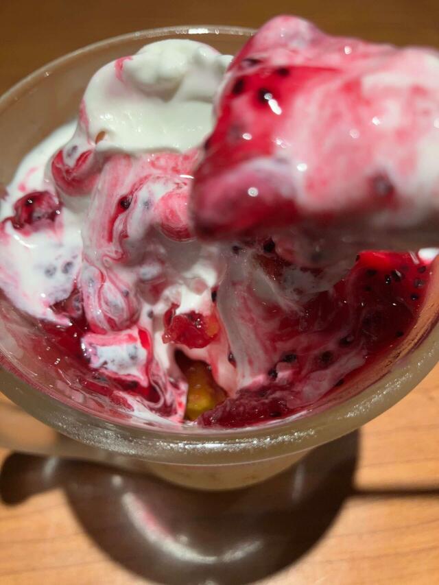 ソフトが溶けてくるのが、これまた美味い。