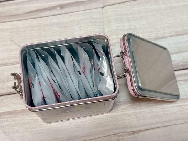 スタバのジョイフルメドレーティーバッグがジャストサイズで収納できました！