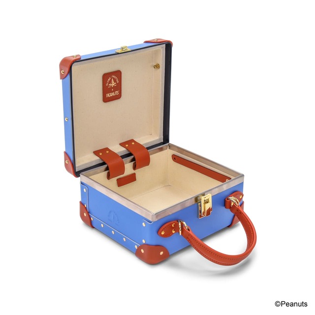 【グローブ・トロッター×PEANUTS】取り外し可能なレザーストラップつき