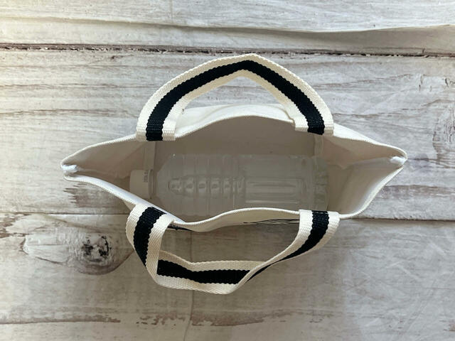 【cookpad plus2024年秋号付録/リトルミイキャンバス調トートバッグ】お弁当箱はもちろん、550mlのペットボトルも収納可能！