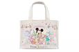 トートバッグ 3,200円|サイズ:幅約26×高さ約19×マチ約10cm|“ダッフィー&フレンズのフロム・オール・オブ・アス”第2弾グッズ|東京ディズニーリゾート40周年“ドリームゴーラウンド”|発売日:2023年5月18日(木)|販売店舗:東京ディズニーシー「 マクダックス・デパートメントストア」