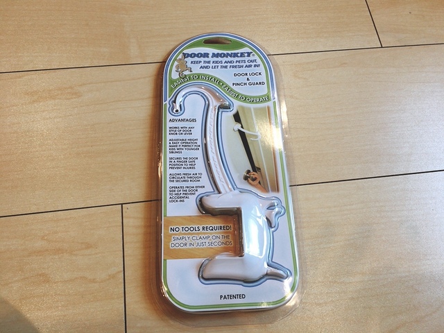 【Door Monkey ドアロック＆ピンチガード】猿のしっぽのような独特の形
