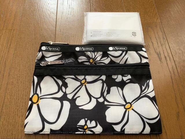 【eclat エクラ 2023年 4月号付録】サイズは縦15 × 横20.5cmほど