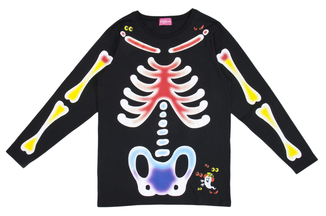 長袖Tシャツ|(メンズM-L) 3,600円、(レディースM-L) 3,300円|東京ディズニーリゾート「ディズニー・ハロウィーン」2019 スペシャルグッズ|販売店舗:東京ディズニーランド「グランドエンポーリアム」