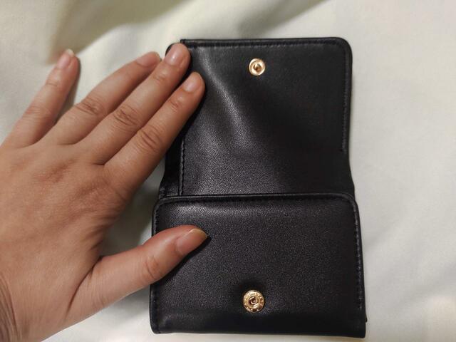 スナップボタン式で開閉もスムーズ