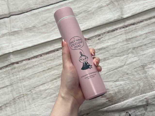 細身なため、女性の手でも持ちやすいのがうれしいポイント！