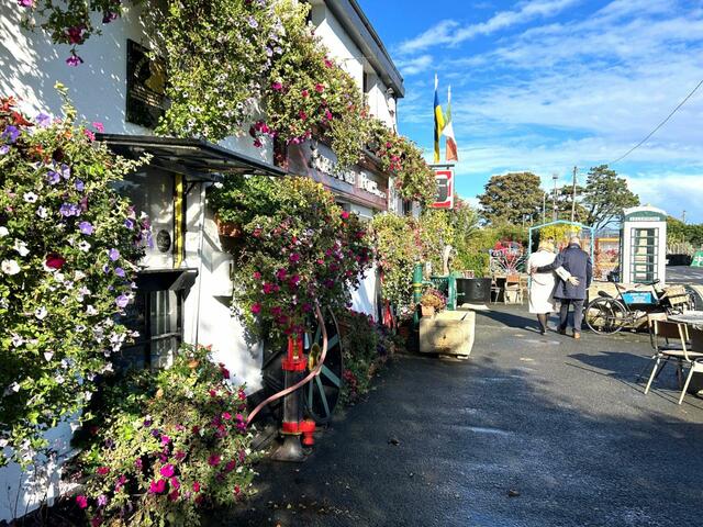 都心から少し離れた小高い丘の上にあるパブレストラン。週末にはアイルランドの伝統ケルティック・ダンスや演奏が楽しめる