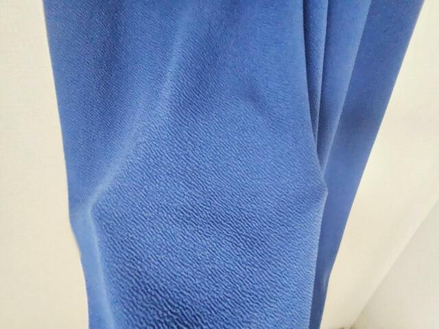 【AMERICAN HOLIC　ジョーゼット半袖タックワンピース】シボ感のあるさらりとした生地感で、程よく伸縮性もあります