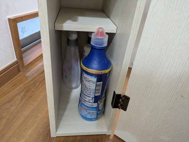 【ニトリ トイレ収納（トゥール）】このタイプのトイレ洗剤は高さが少しだけ合いませんでした…
