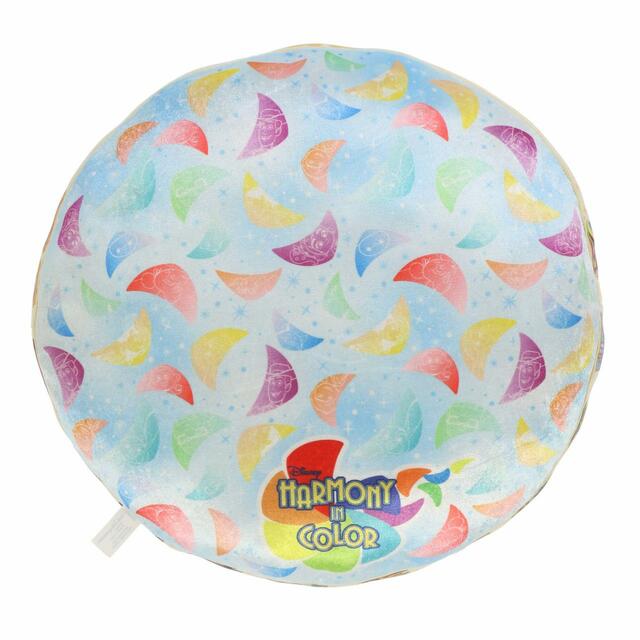 クッション 3,500円｜サイズ：縦約42×横約42×厚さ約16cm｜東京ディズニーランド新パレード「ディズニー・ハーモニー・イン・カラー」グッズ｜東京ディズニーリゾート40周年“ドリームゴーラウンド”｜発売日：2023年7月10日（月）｜販売店舗：東京ディズニーランド「グランドエンポーリアム」