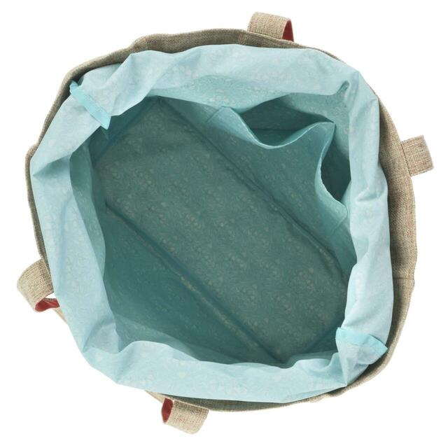 トートバッグ 5,500円｜東京ディズニーシー「ディズニーストーリービヨンド」グッズ｜販売店舗：東京ディズニーランド「ヴェネツィアン・カーニバル・マーケット」｜発売日：2026年1月13日（火）