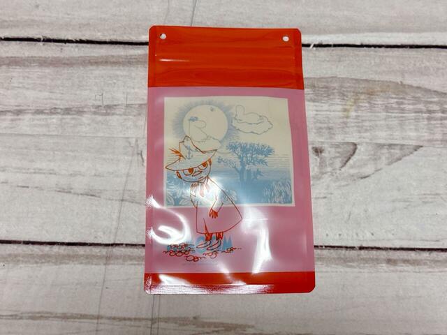 背面にはスナフキンが登場していますよ♪