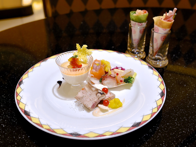 「シェフミッキー」ランチブッフェ／ディナーブッフェ｜ディズニーアンバサダーホテル 2016年「アナとエルサのフローズンファンタジー」