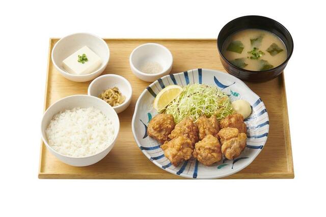 【やよい軒の人気定食メニューランキング 2位】「特から揚げ定食」1,030円(税込)