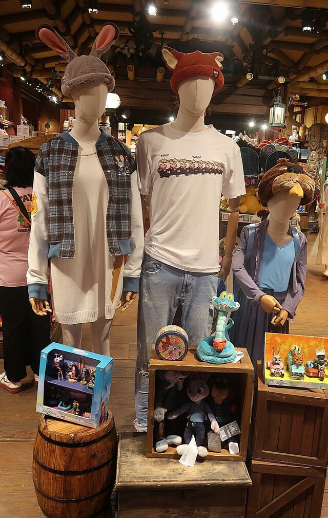香港ディズニーランド グッズ ズートピアのグッズ