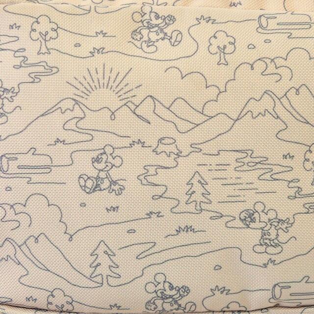 【Columbia】ミッキー ショルダーバッグ DISNEY OUTDOOR 4,400円