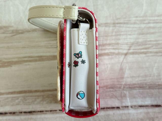 サイドもレトロキュートな柄入り