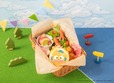 「ハンギョドンのサンドイッチBOX」＜価格：1,690円（税込）＞【サンリオユニット“はぴだんぶい”のカフェがオープン！おしゃれで楽しいピクニックメニューが勢揃い♪】