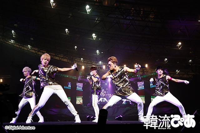 BEESHUFFLE 4月24日@千葉・幕張メッセ「Power of K 2016~Korea TV Fes in Japan」 ©Digital Adventure