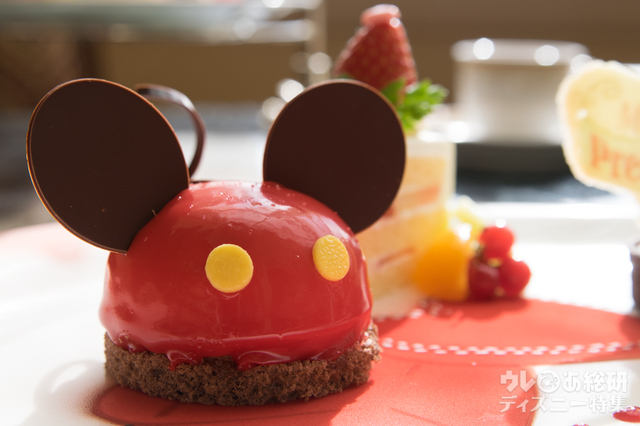 “ミニーのプレシャスモーメント・ウィズ・ユー”アフタヌーンティーセット 3,800円｜東京ディズニーランドホテル「ドリーマーズ・ラウンジ」