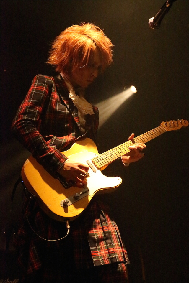 DEZERT・Miyako（G）