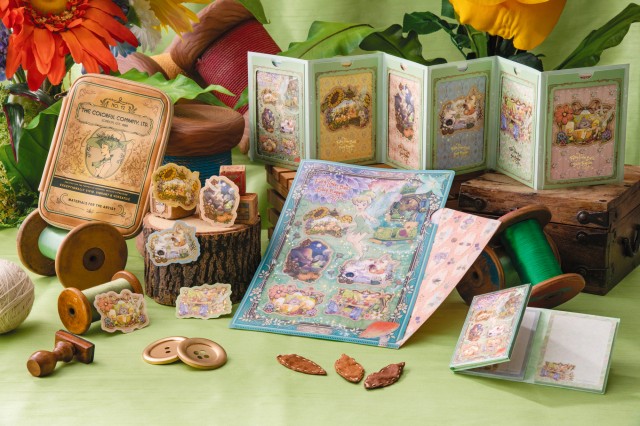 「フェアリー・ティンカーベルのビジーバギー」をテーマにしたグッズ｜東京ディズニーシー新テーマポート「ファンタジースプリングス」販売店舗：東京ディズニーシー「エンポーリオ」｜発売日：2024年5月28日（火）