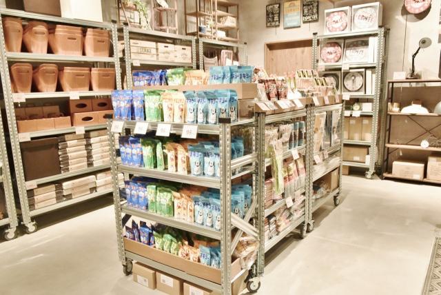 【AWESOME STORE TOKYO（オーサムストア トーキョー】お掃除グッズにも3兄弟が！