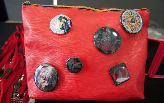 超リアル! 特殊造形のスペシャリスト・マイケルティーが創ったゾンビたちと可愛いゾンビグッズたち