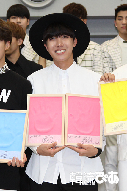 防弾少年団ジェイホープ＠「KMF」会見