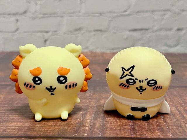 【ちいかわフレンズ2】漫画ではあまり絡みのない2人ですが、色味が似ているので並べるとかわいいです！