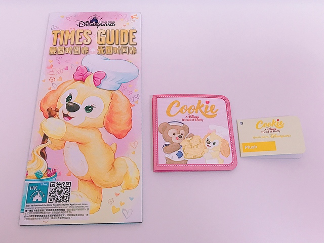 香港ディズニーランドTIMES GUIDE、ぬいぐみ付属ブック&タグ