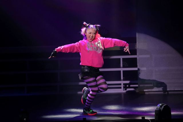 梅棒 11th STAGE 『ラヴ・ミー・ドゥー!!』より　© 飯野高拓[梅棒]