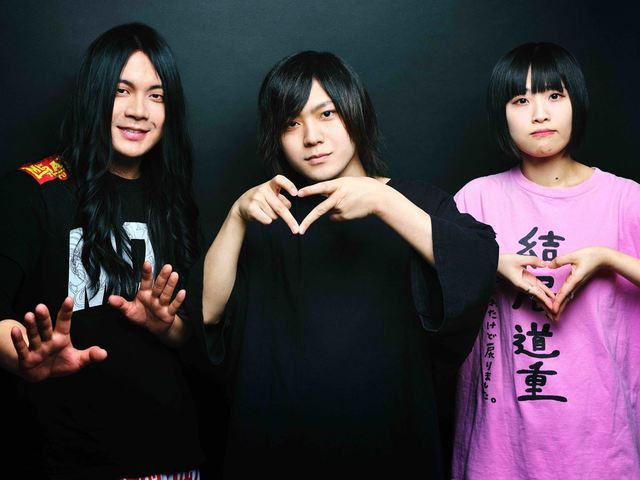 ヤバイTシャツ屋さん 撮影／鬼澤礼門