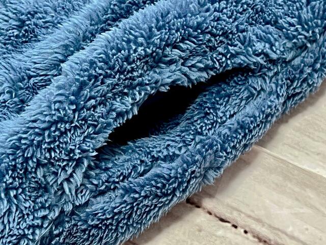 両サイドにポケット付き！【GU（ジーユー）マシュマロフィールラウンジパーカ(長袖) Chiikawaちいかわ ブルー】