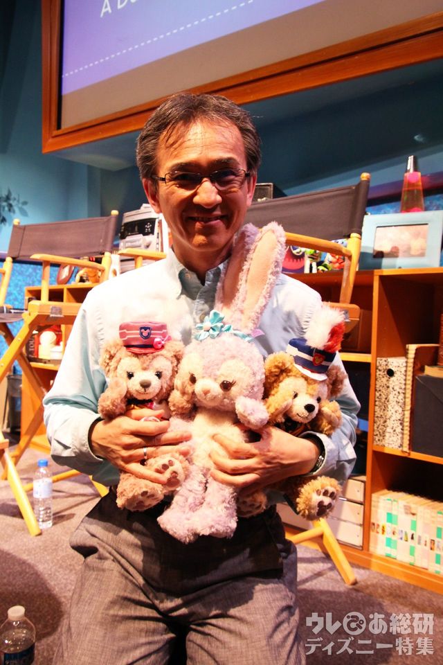 Senior Story EditorのCharlie Watanabeさん