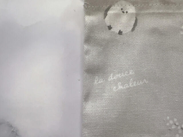 リネンライクなコットン素材