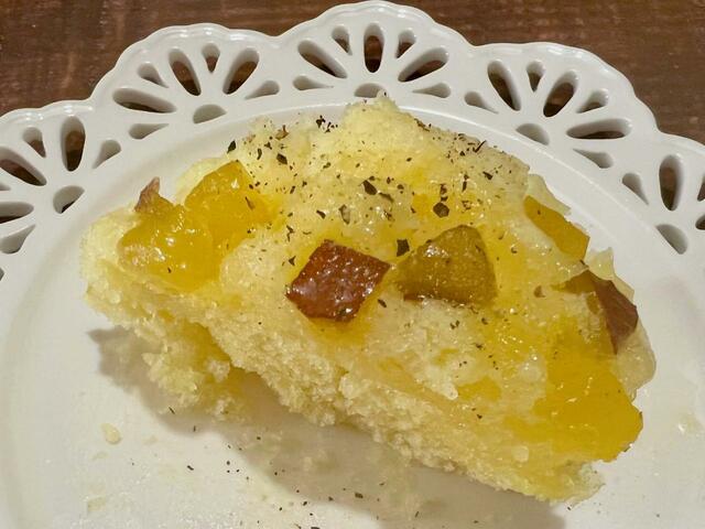 【ファミリーマート】味変でブラックペッパーを乗せてもGood!