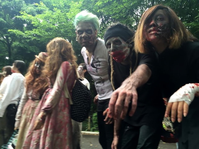 ゾンビウォーキング／恐怖（？）の模様