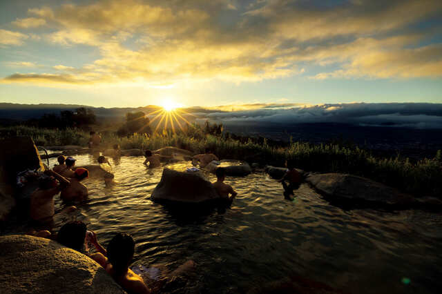 【絶景日帰り温泉ランキング】第6位：「ほったらかし温泉」（山梨県）