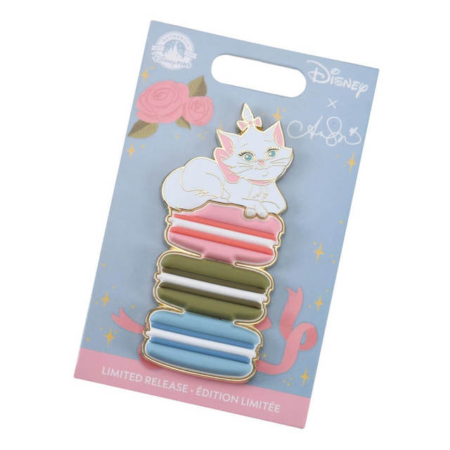 マリー おしゃれキャット ピンバッジ The Aristocats by Ann Shen 2,530円