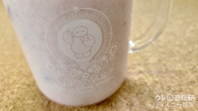 ベイマックスのビーカーマグでフルーチェ