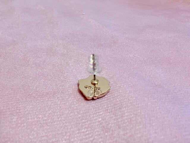 【ファッションセンターしまむら】キャッチはシリコーン樹脂です