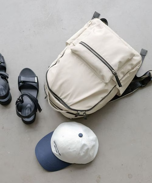 【グローバルワークのバッグ売上ランキング 2位】「撥水軽量12ポケットリュック」5,500円（税込）