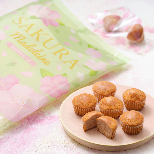 【カルディコーヒーファーム】オリジナル さくらマドレーヌ：20個　426円（税込）