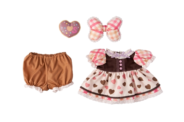 コスチュームセット（シェリーメイ）¥4,800 ※パンツ、ワンピース、ドーナッツ、リボン ※ぬいぐるみ（S）は別売り｜東京ディズニーシー「スウィート・ダッフィー」スペシャルグッズ（2017年）