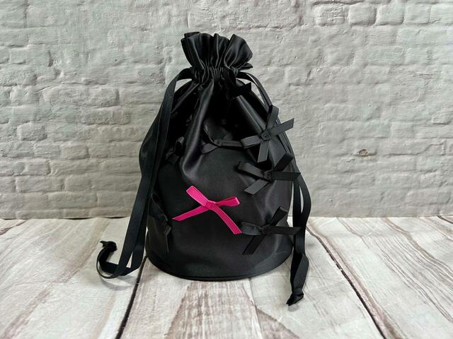 大人女子の胸をときめかせる要素満載のミニバッグ！【STORY（ストーリィ）11月号増刊】付録：TSURU By MARIKO OIKAWAの自立型ミニバッグ