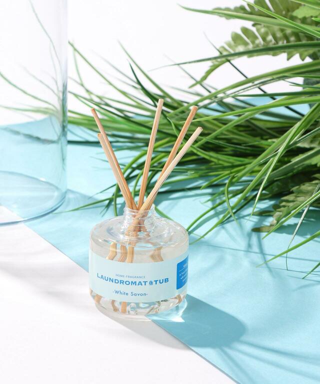 「[LAUNDROMAT&TUB]アロマディフューザー」1,496円（税込）